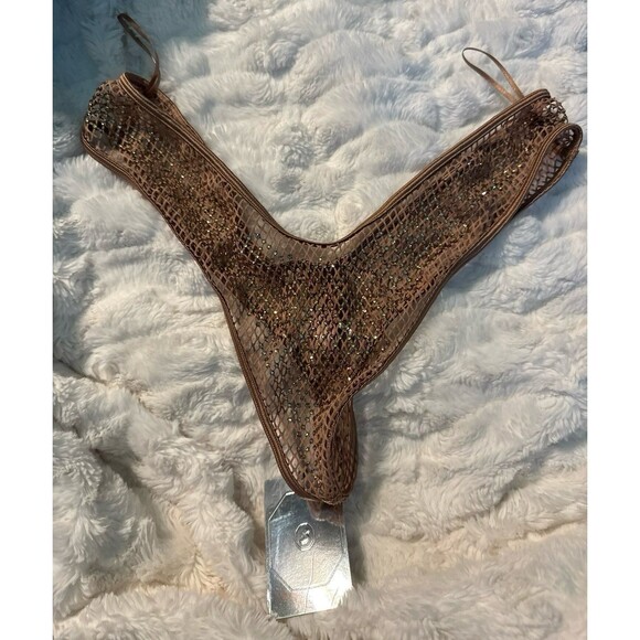 Swarovski x Skims Stretch Net Dipped Thong with Swarovski Crystals in gold large - Picture 1 of 5
